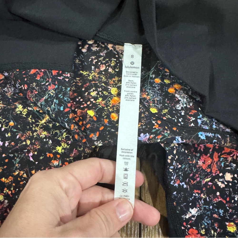 Lululemon Wunder Under Crop High-Rise *Curve 17" - Picture 3 of 7